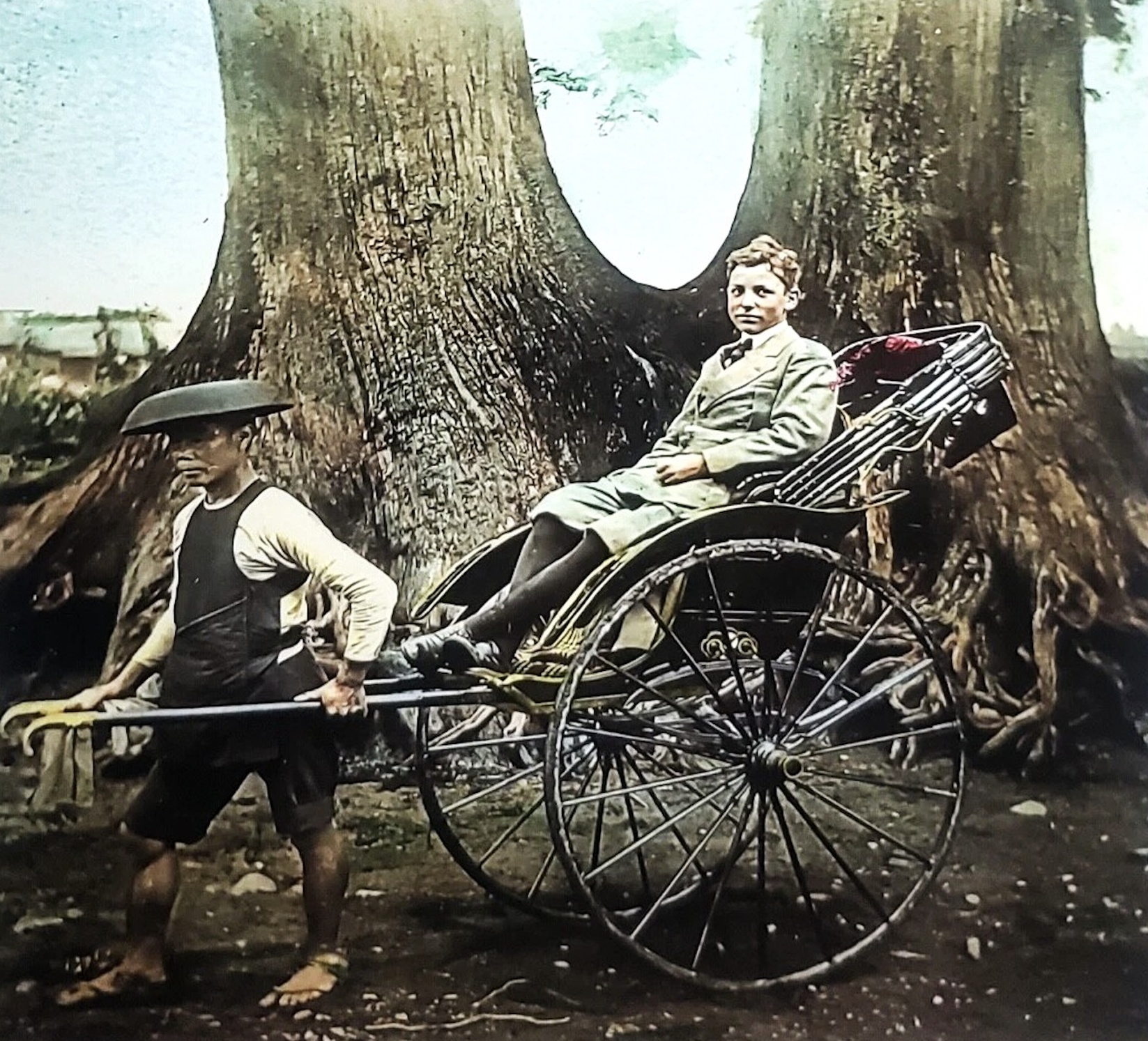 Clarence James Gamble in a rickshaw, Yokohama, 1908